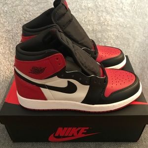 jordan 1s size 7